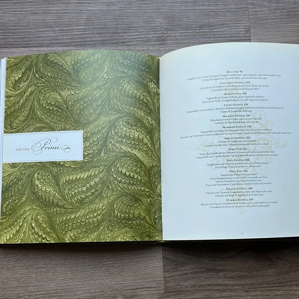 Williams Sonoma Green Hardcover Book with Gold Lettering